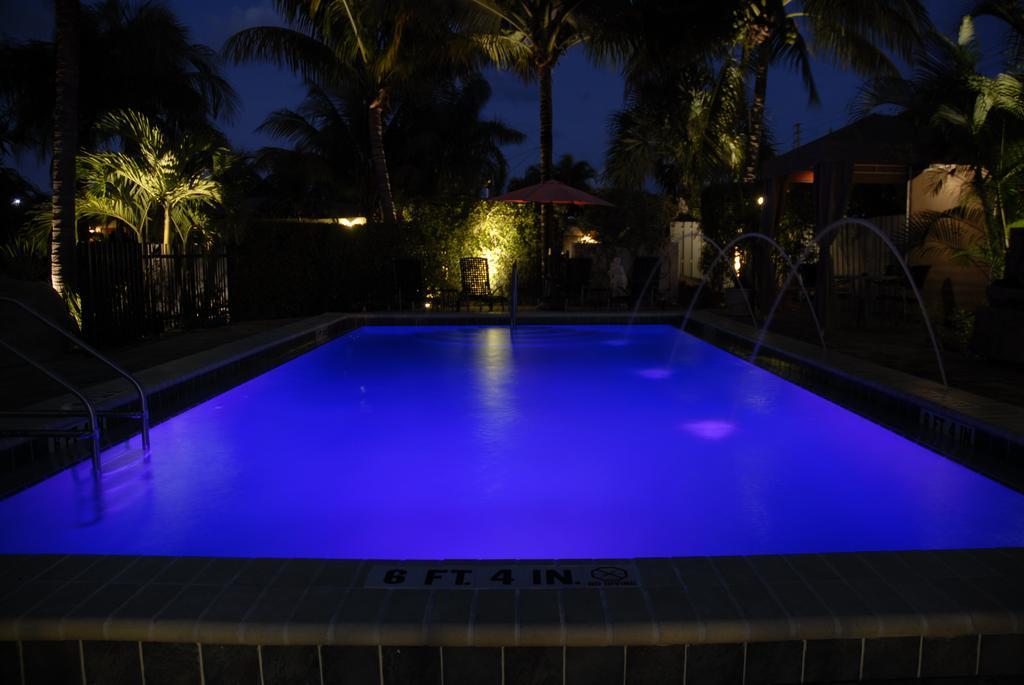 The Cabanas Guesthouse & Spa - Gay Resort Catering To Gay Men Oakland Park Eksteriør billede