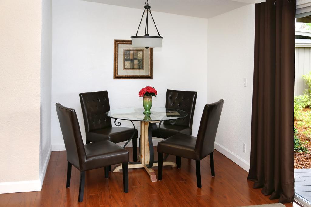 The Cabanas Guesthouse & Spa - Gay Resort Catering To Gay Men Oakland Park Eksteriør billede