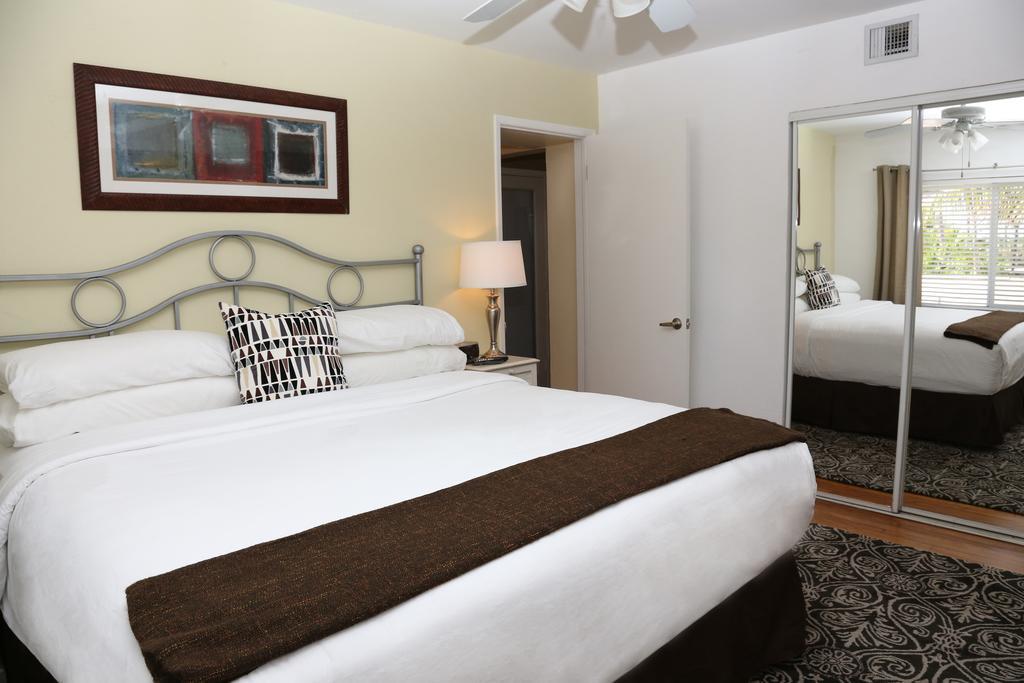 The Cabanas Guesthouse & Spa - Gay Resort Catering To Gay Men Oakland Park Eksteriør billede