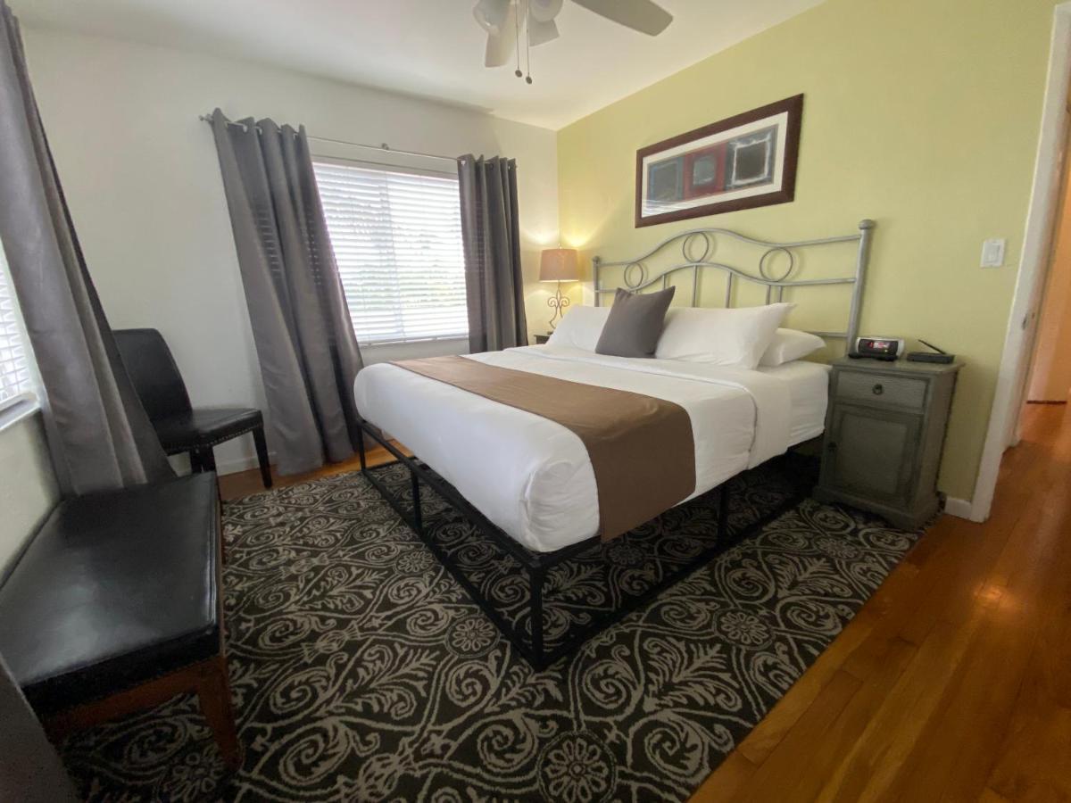 The Cabanas Guesthouse & Spa - Gay Resort Catering To Gay Men Oakland Park Eksteriør billede